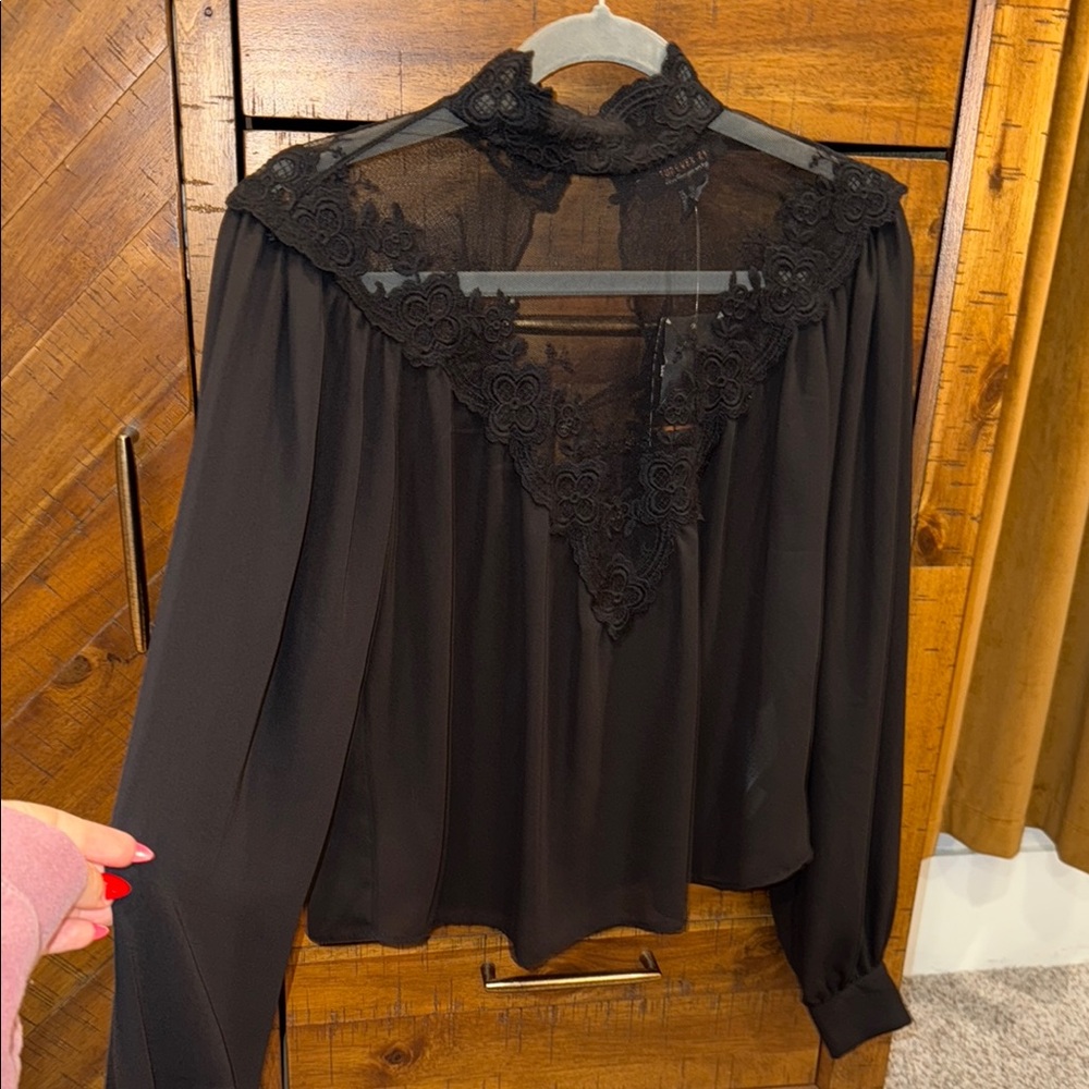 Elegant Black Lace Women's Top